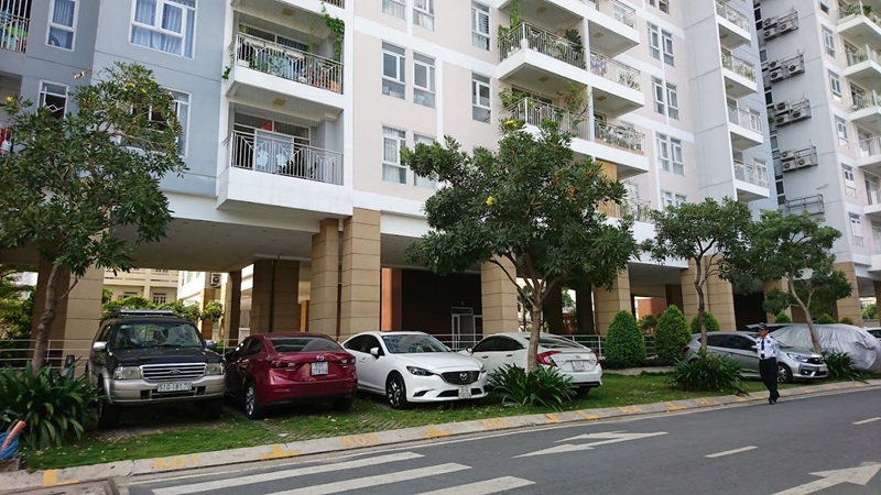 Mặt ngoài chung cư Valeo Đầm Sen